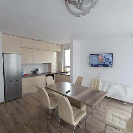 Neue, Moderne Penthousewohnung *
